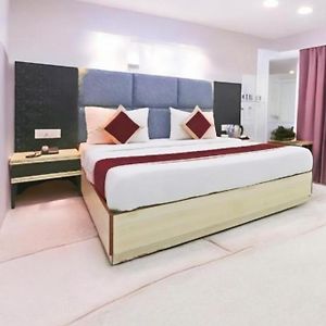 Hotel Shyam International - Near Terminal 3 Delhi Airport With - Free Airport Pickup And Drop